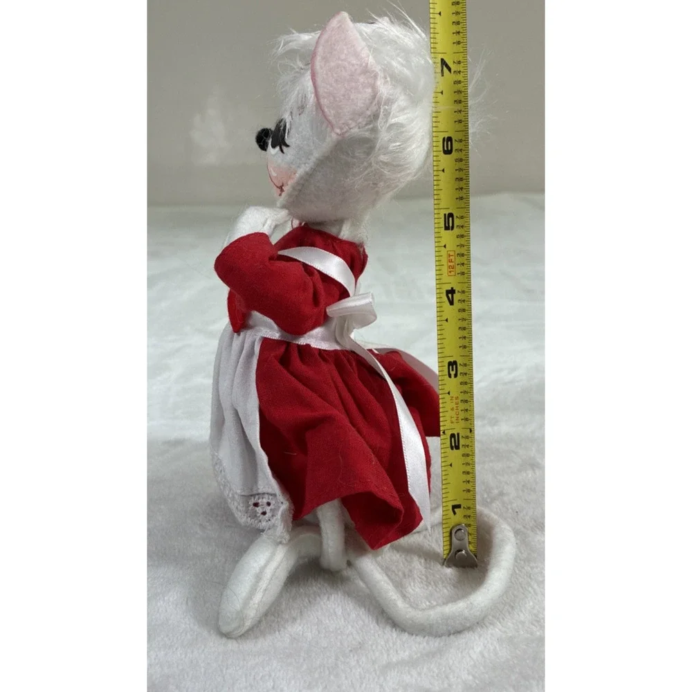Annalee 8in Valentine Girl Mouse Item #100416 - 2016 Benefits Charity
